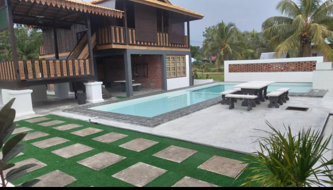 Tein Holiday home Rengit